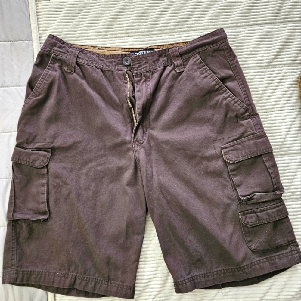 Rugged Wear Men's Brown Cargo Shorts Size 34